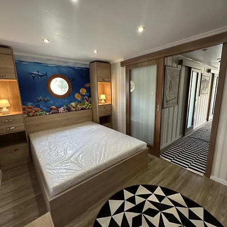 Lilla Privát Lakóhajó * Tokaj